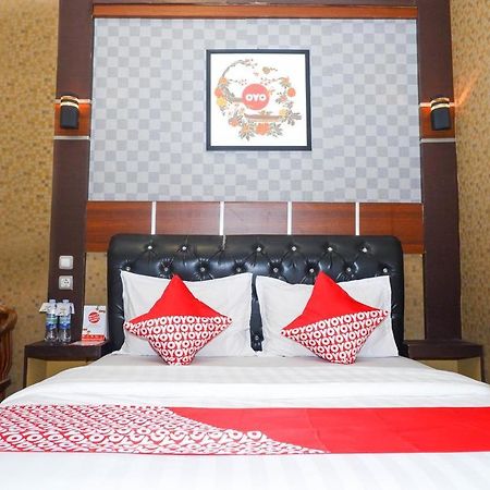 Oyo 822 Hotel Mukti Jaya Purwokerto Extérieur photo