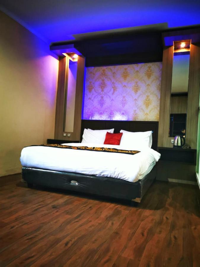 Oyo 822 Hotel Mukti Jaya Purwokerto Extérieur photo