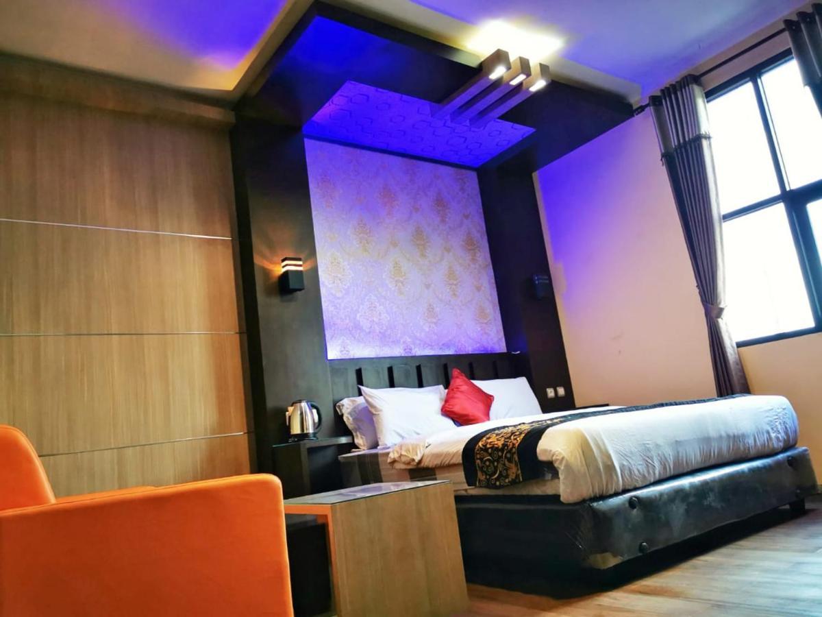 Oyo 822 Hotel Mukti Jaya Purwokerto Extérieur photo