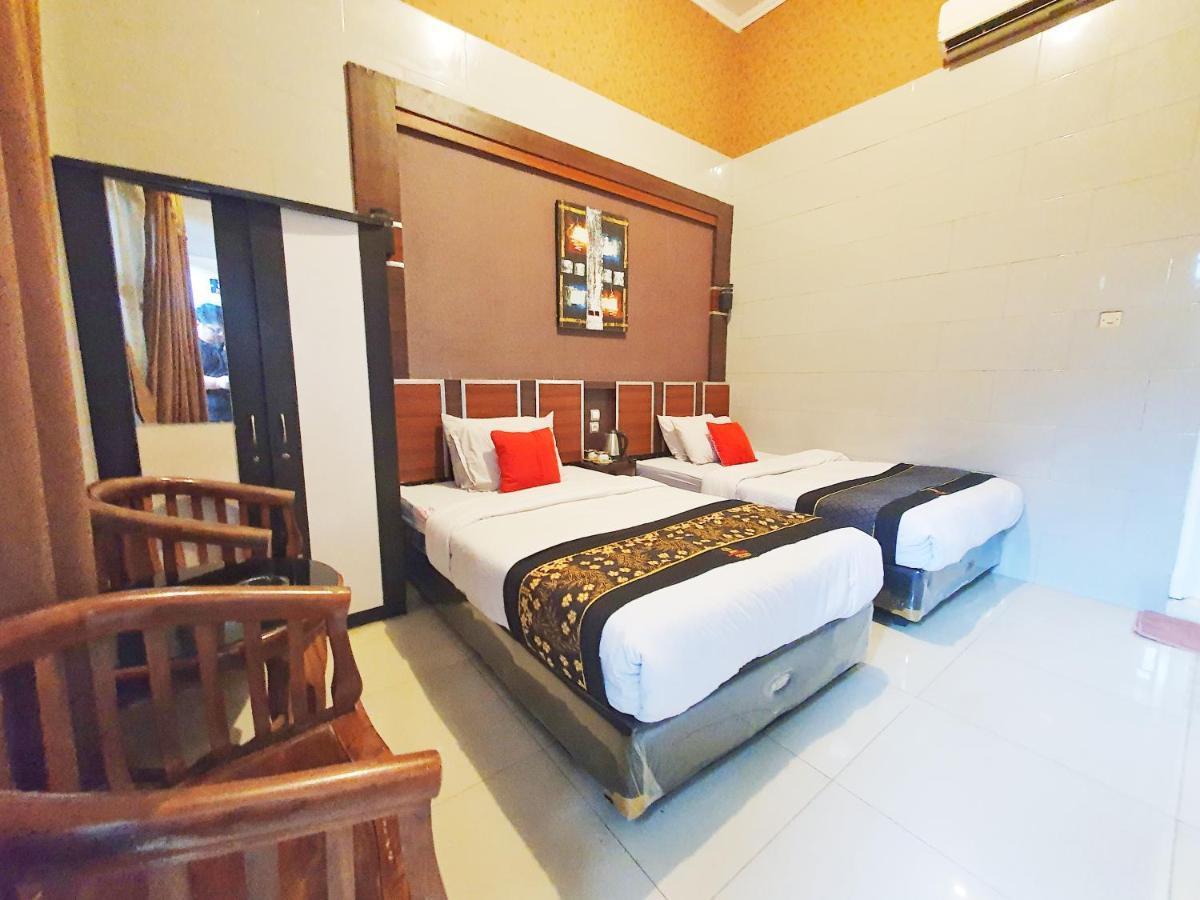 Oyo 822 Hotel Mukti Jaya Purwokerto Extérieur photo