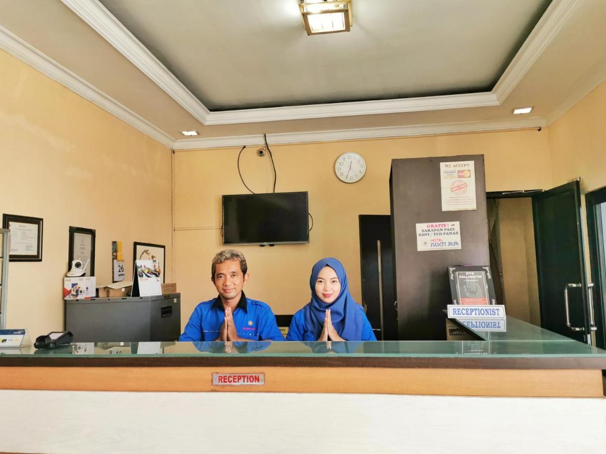 Oyo 822 Hotel Mukti Jaya Purwokerto Extérieur photo