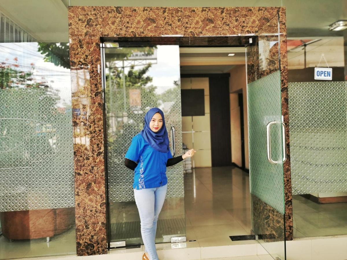 Oyo 822 Hotel Mukti Jaya Purwokerto Extérieur photo