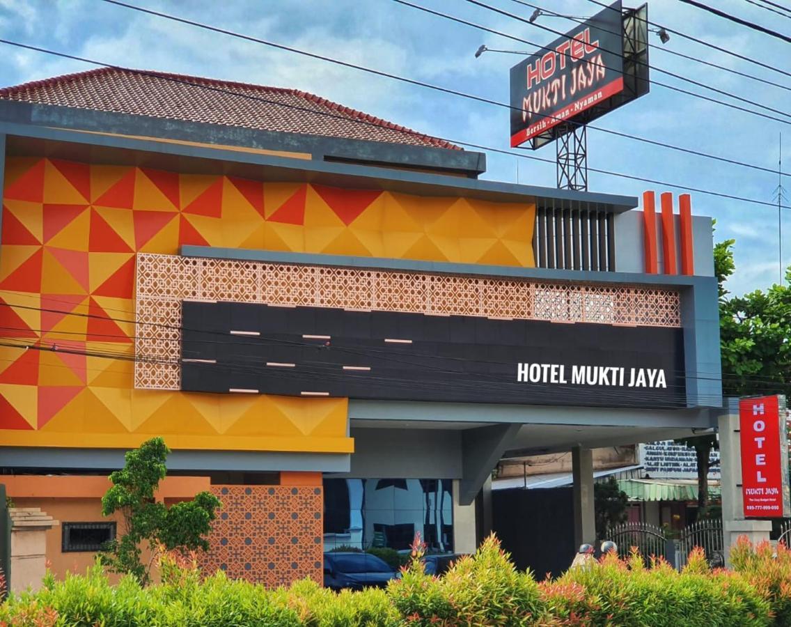 Oyo 822 Hotel Mukti Jaya Purwokerto Extérieur photo